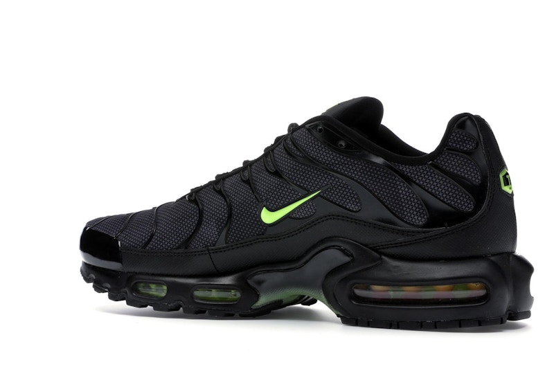 Nike tn black volt