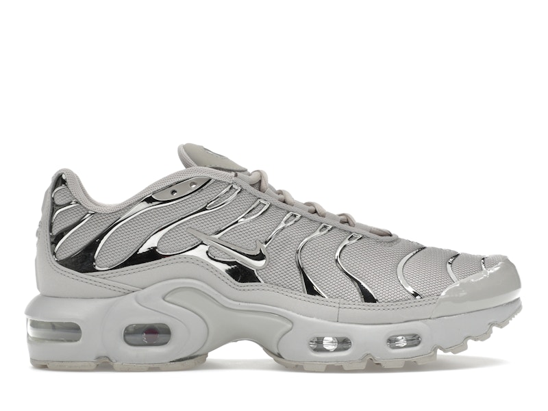 Nike Air Max Plus Light Iron Ore Gym Red Smoke Grey Metallic