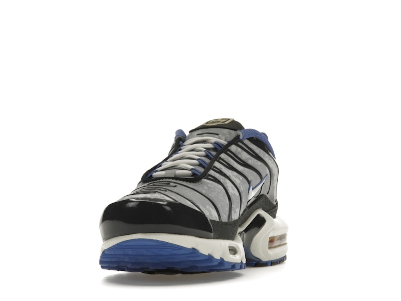 Nike Air Max Plus Social F.C.