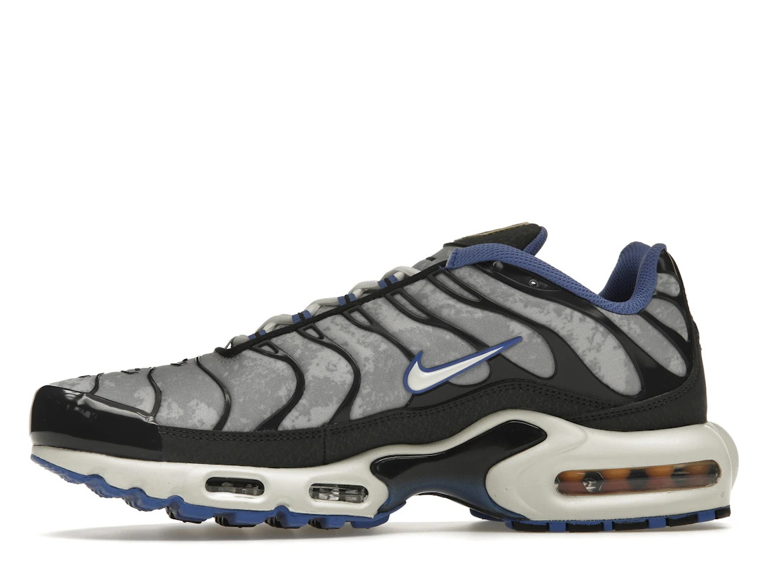 Nike Air Max Plus Social F.C.