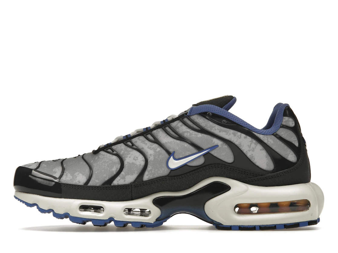 Nike Air Max Plus Social F.C.