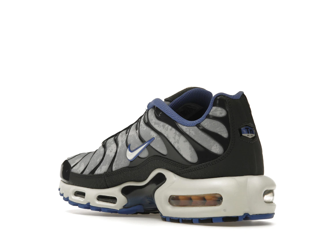 Nike Air Max Plus Social F.C.
