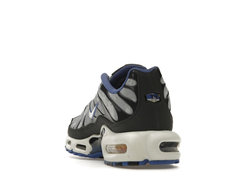 Nike Air Max Plus Social F.C.