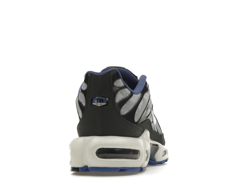Nike Air Max Plus Social F.C.