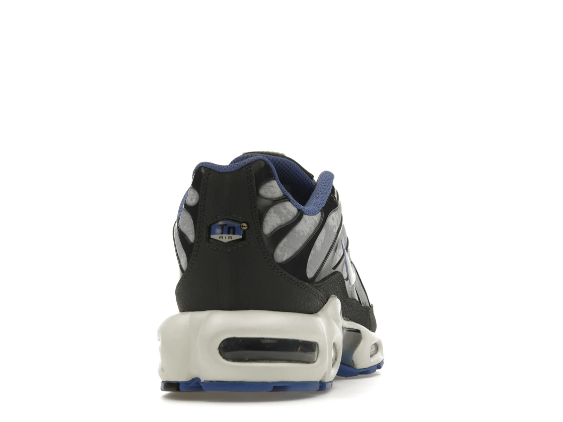 Nike Air Max Plus Social F.C.