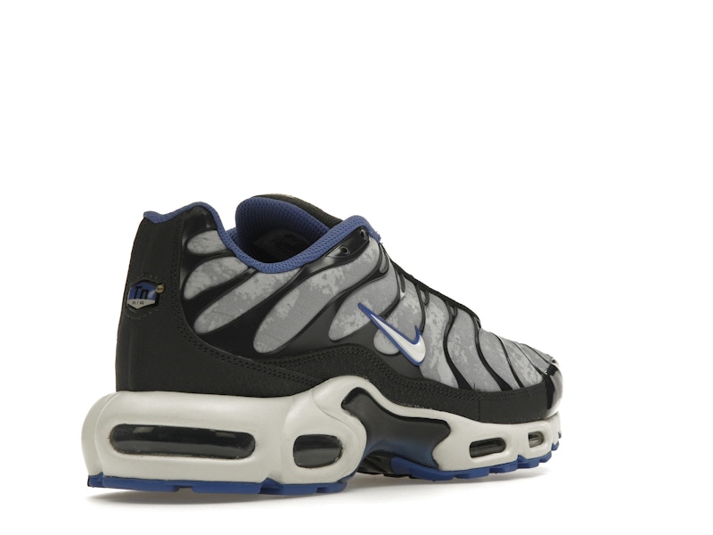 Nike Air Max Plus Social F.C.