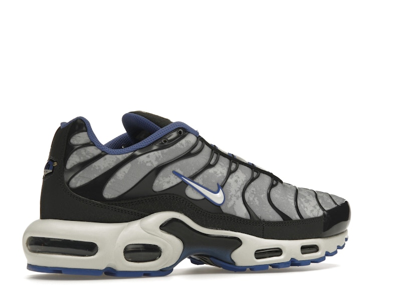 Nike Air Max Plus Social F.C.