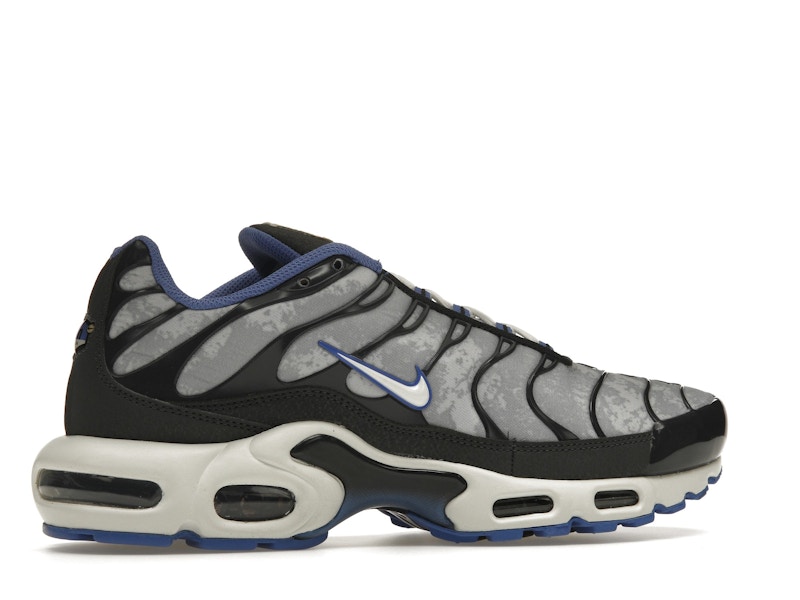 Nike Air Max Plus Social F.C.