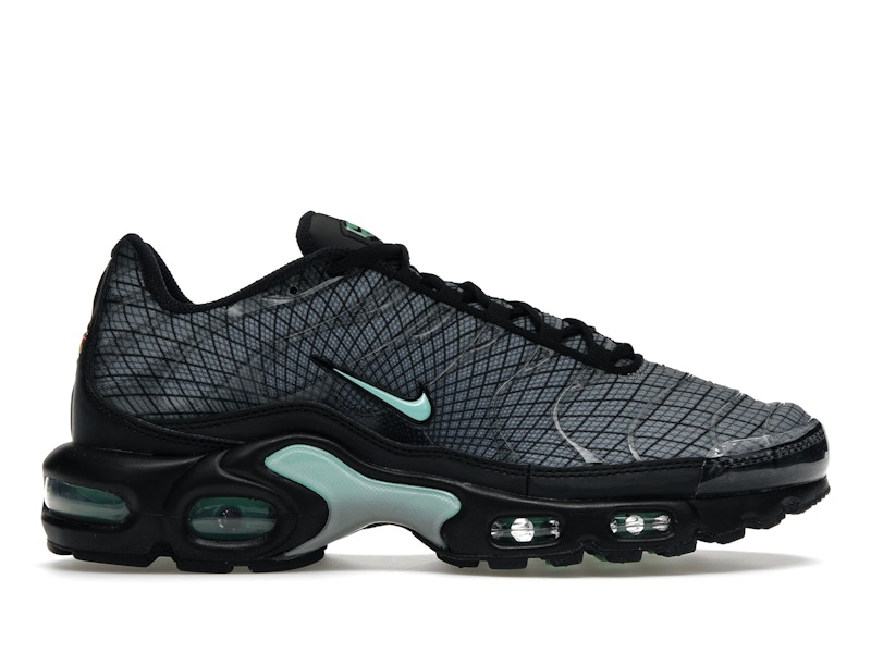 Green and black air max plus clearance