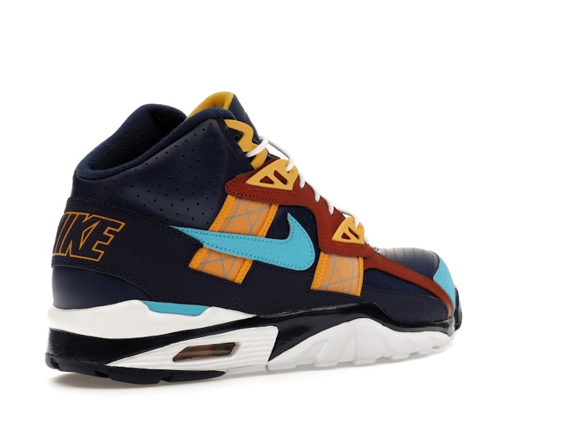 Nike Air Trainer SC High LA Rams - 360° view 33