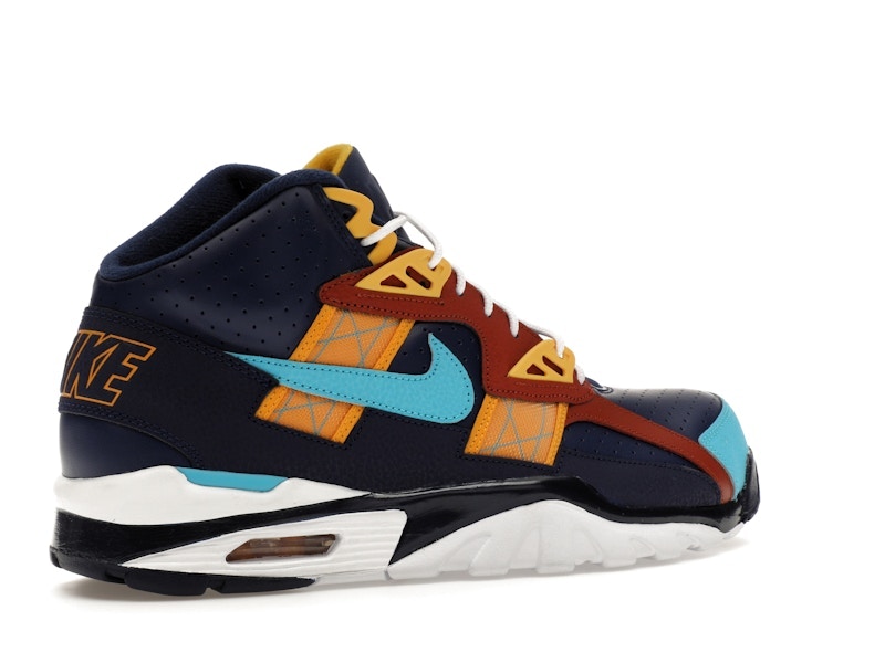 Nike Air Trainer SC High LA Rams - 360° view 34