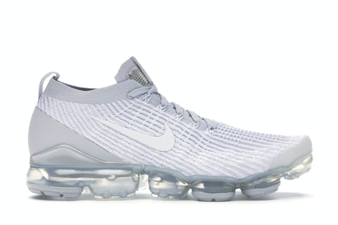 Nike Air VaporMax Flyknit en platino puro (de mujer) AJ6910