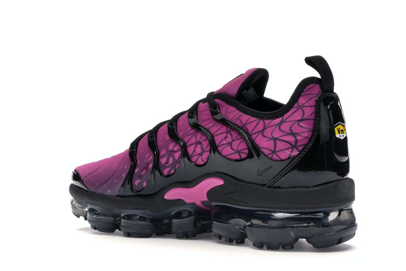 nike air vapormax plus geometric active fuchsia black
