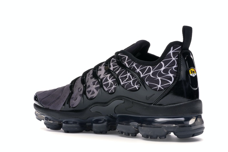 Nike vapormax plus geometric Clearance