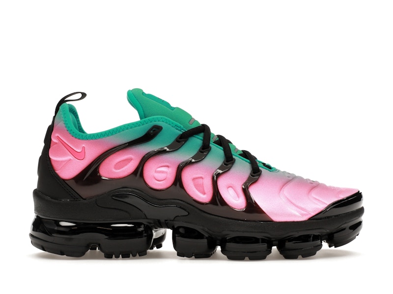 Vapormax plus green clearance and pink