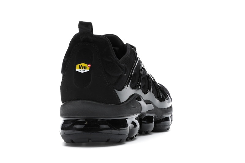 Nike Air VaporMax Plus Triple Black