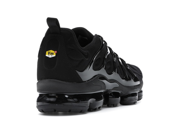 Nike Air VaporMax Plus Triple Black