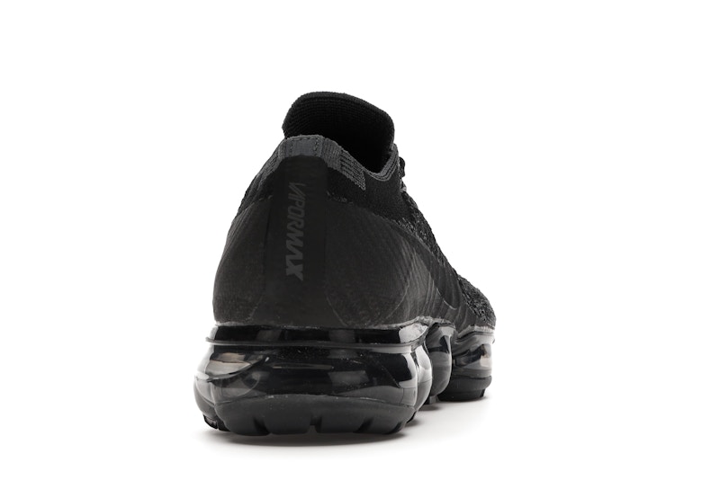 vapormax black 2.0