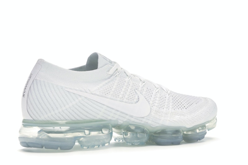 Plain white vapormax clearance