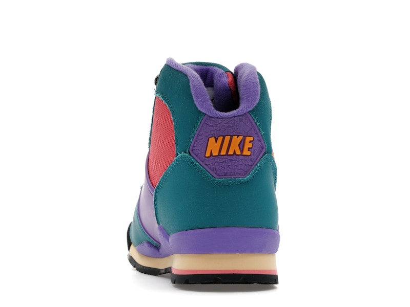 Nike Baltoro Bright Spruce Kumquat