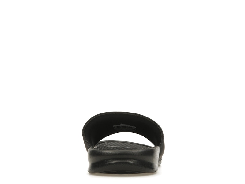 Stüssy x Nike Benassi 'Off Noir' achteraanzicht
