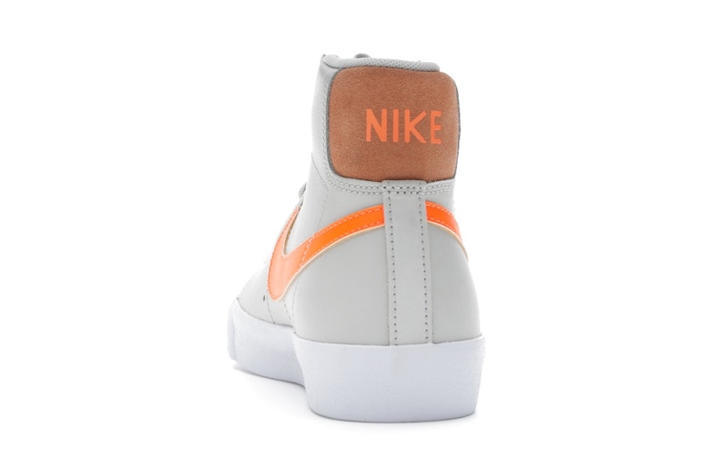 Nike Blazer Mid '77 Light Bone (Women's)