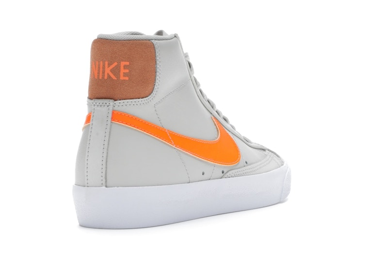 Nike Blazer Mid '77 Light Bone (Women's)