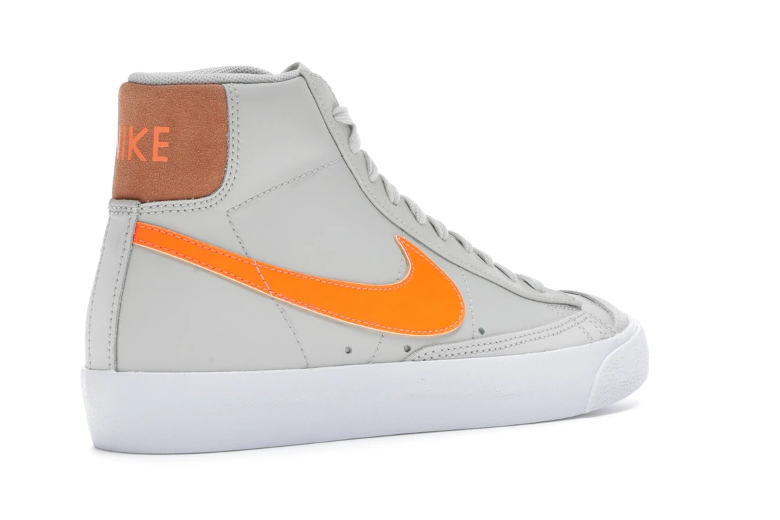Nike Blazer Mid '77 Light Bone (Women's)