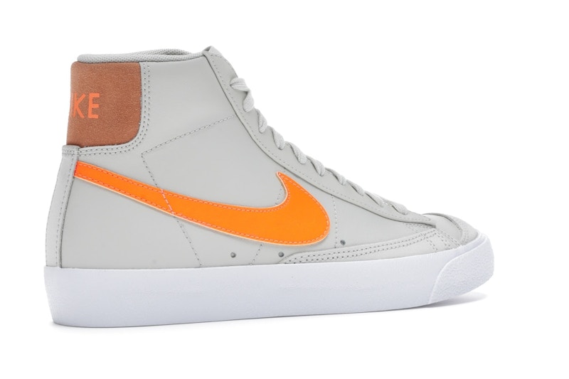 Nike Blazer Mid '77 Light Bone (Women's)