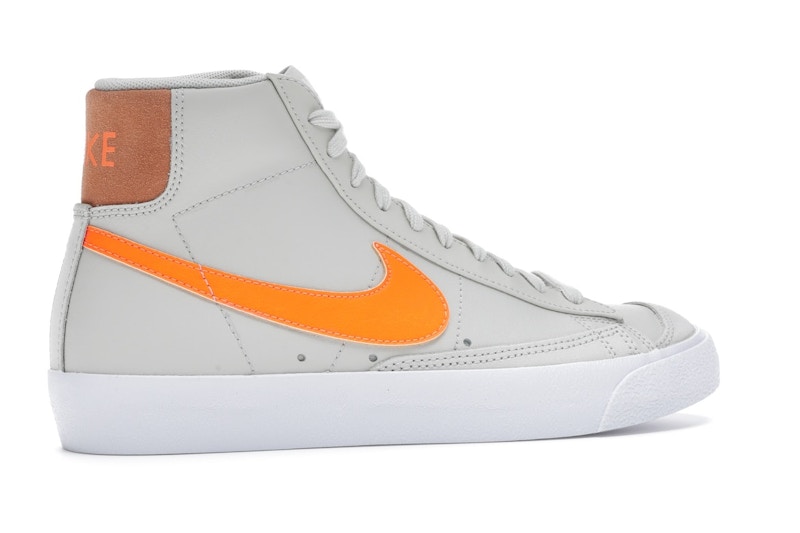 Nike Blazer Mid '77 Light Bone (Women's)