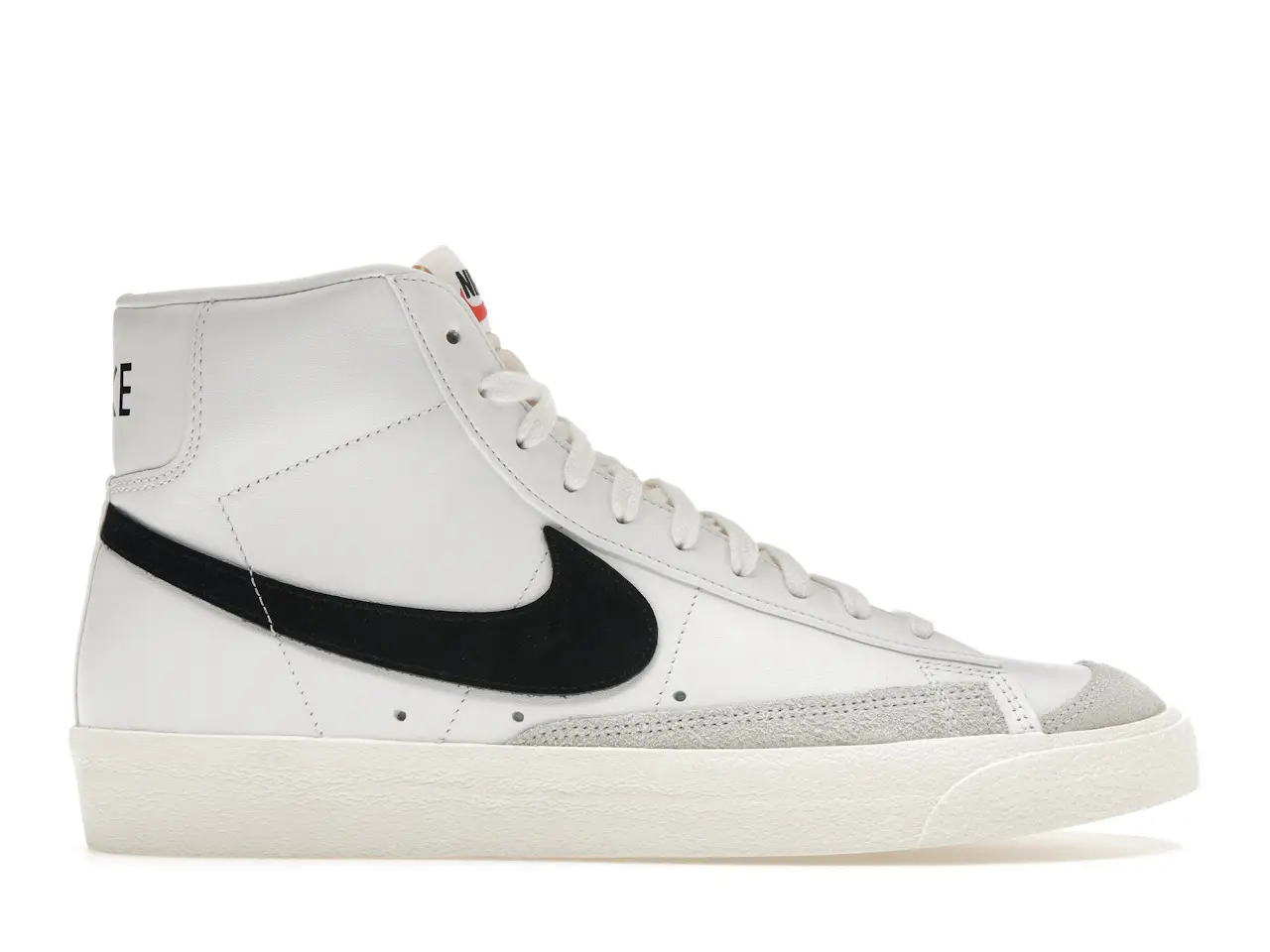 Nike Blazer Mid 77 Vintage - White Black (Women)