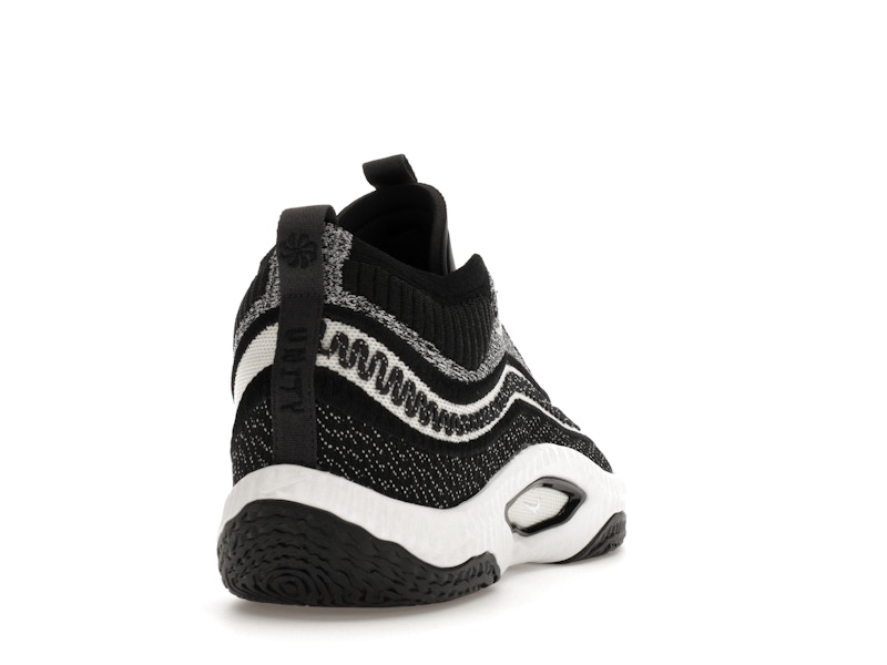 Nike Cosmic Unity 3 Black Summit White