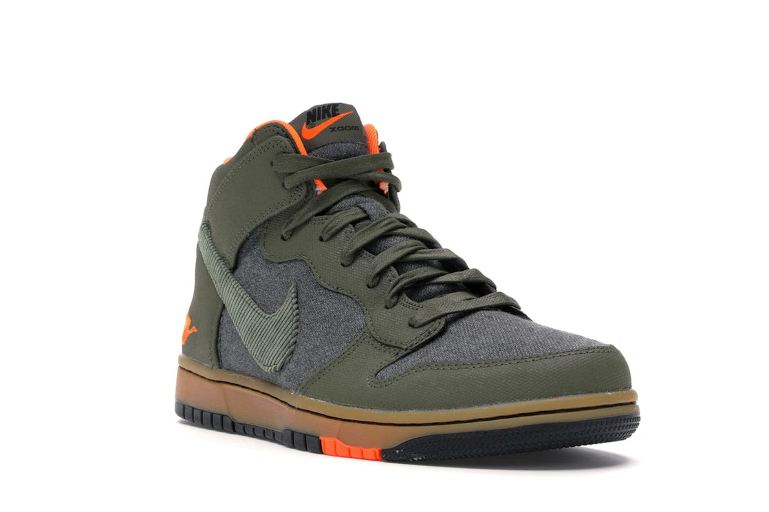 Nike Dunk CMFT Swoosh Social Club Olive