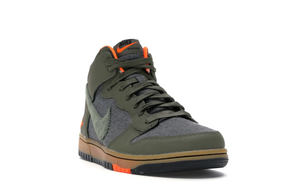 Nike Dunk CMFT Swoosh Social Club Olive