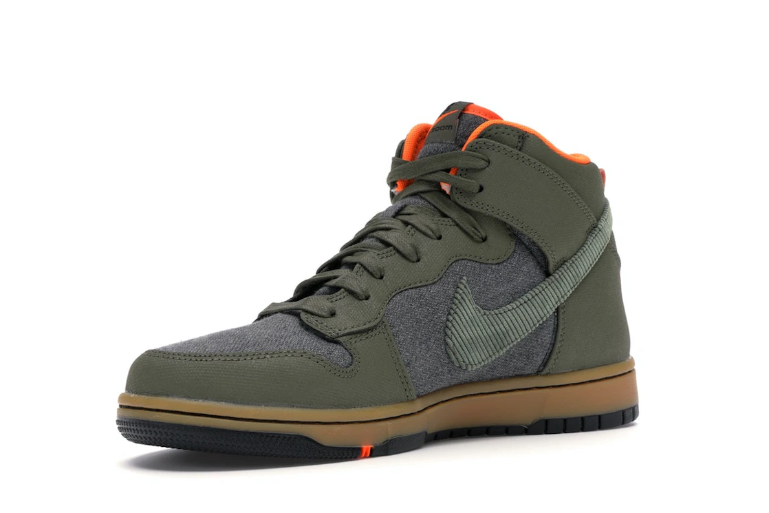 Nike Dunk CMFT Swoosh Social Club Olive