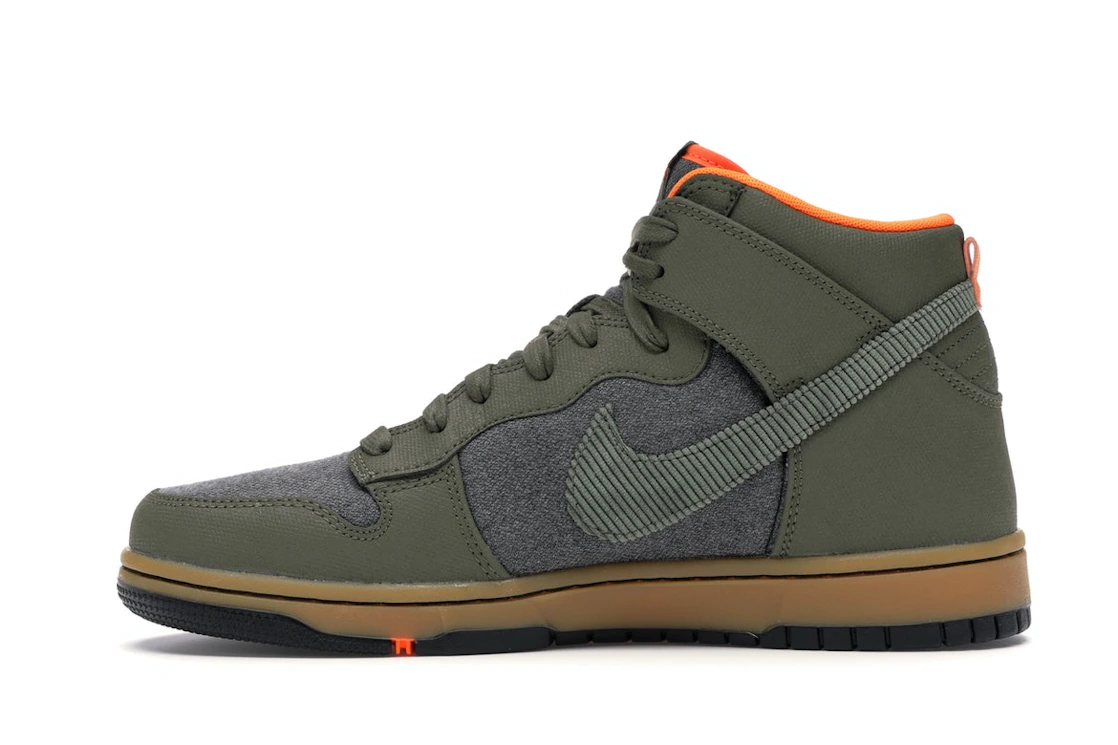 Nike Dunk CMFT Swoosh Social Club Olive
