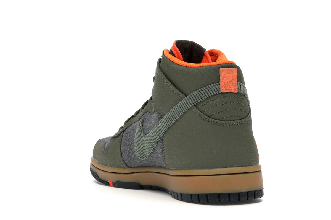Nike Dunk CMFT Swoosh Social Club Olive
