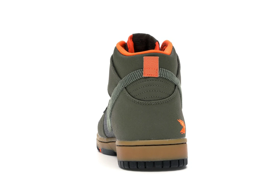 Nike Dunk CMFT Swoosh Social Club Olive