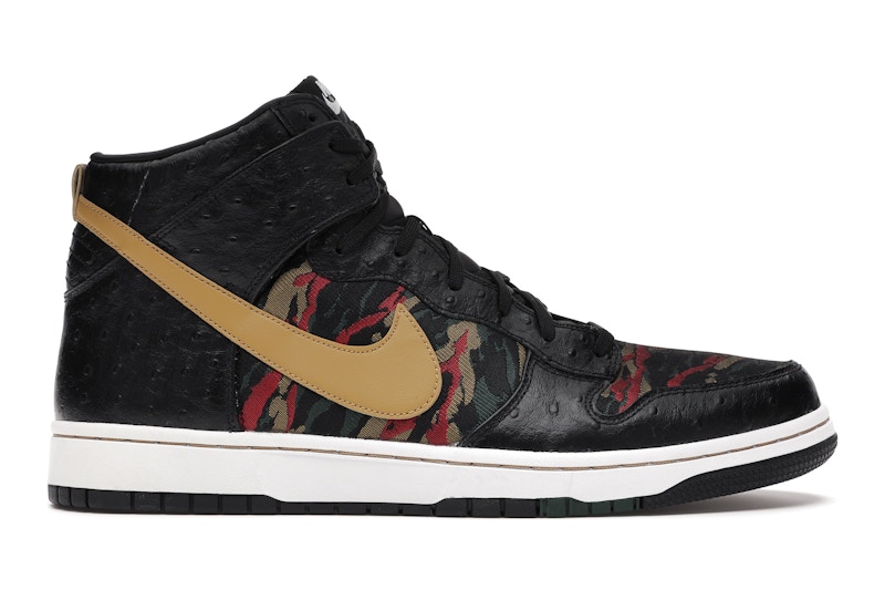 Camo nike sb dunk high sale