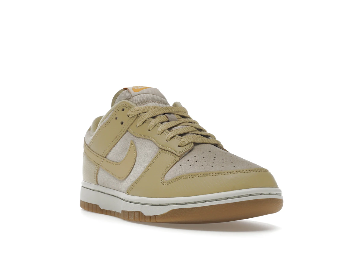 Nike Dunk Low Khaki Suede Gum