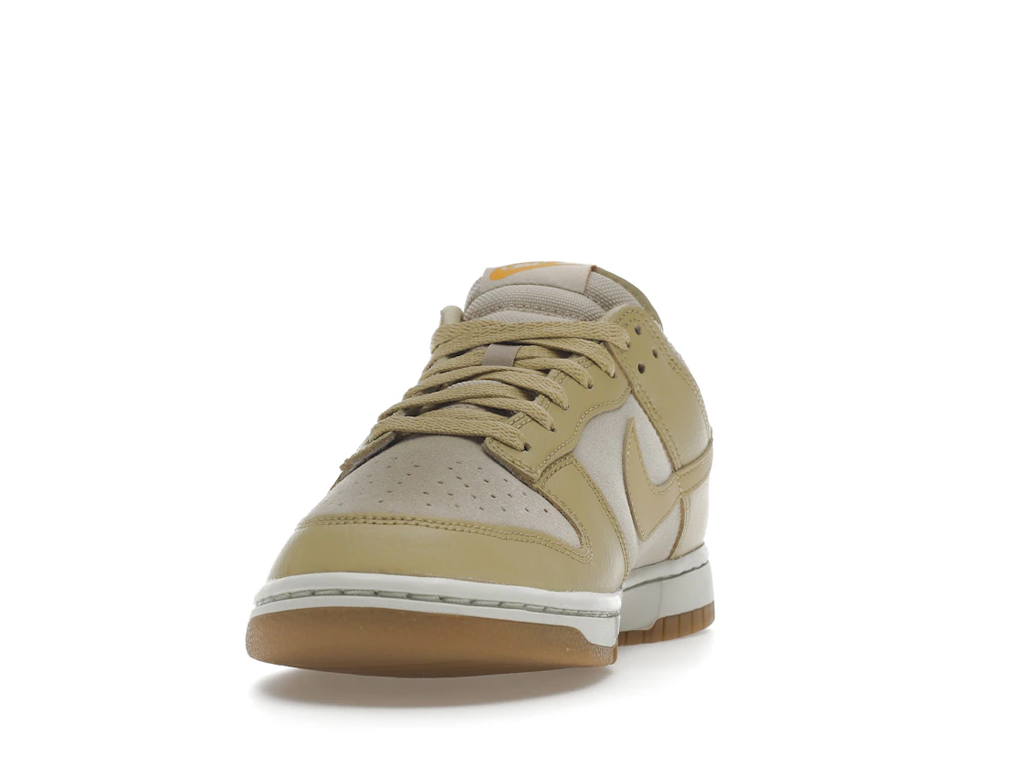 Nike Dunk Low Khaki Suede Gum