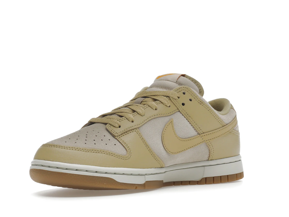 Nike Dunk Low Khaki Suede Gum
