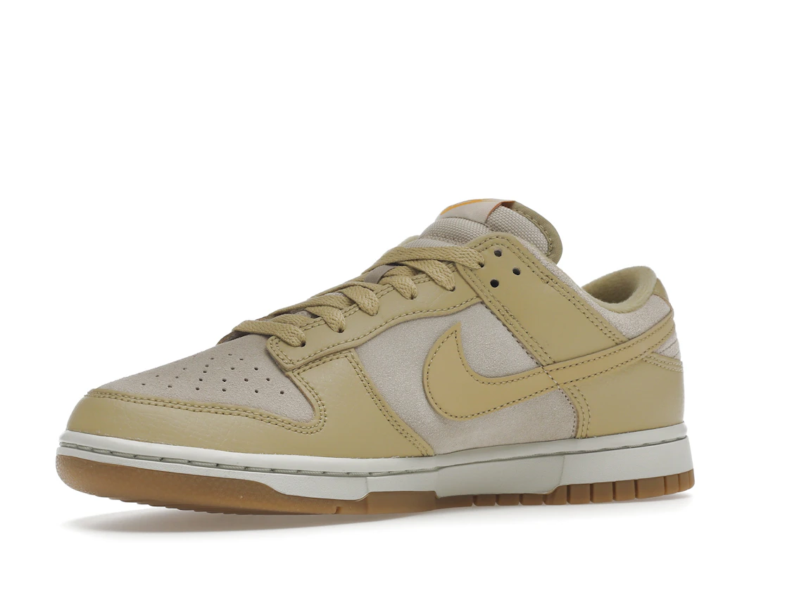 Nike Dunk Low Khaki Suede Gum