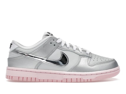 Nike Dunk Low LX Metallic Argento Rosa Foam (donna) HM3698-006 IT