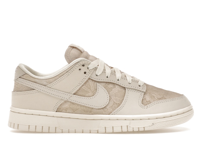 nike dunk low cream laces