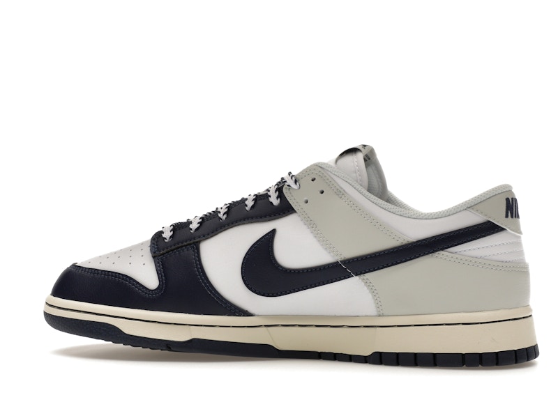 Nike Dunk Low New York Yankees