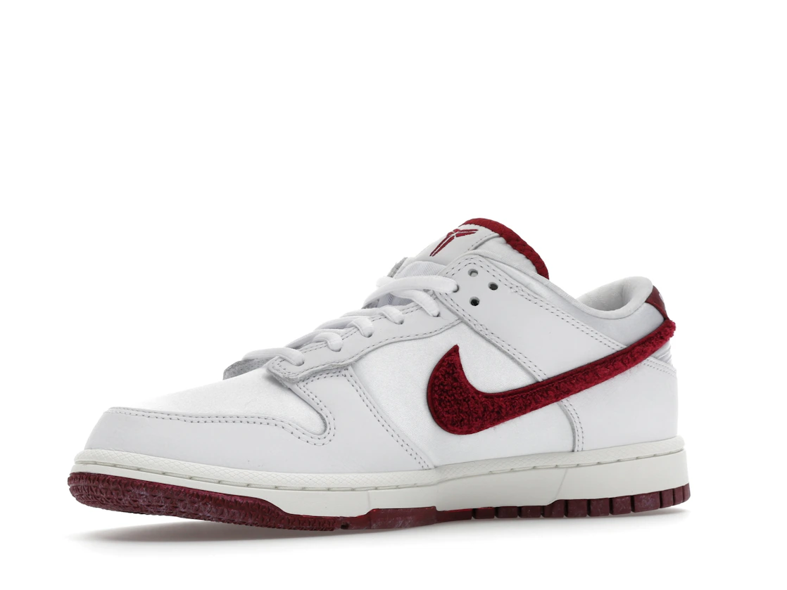 Nike Dunk Low Protro Kobe Bryant Lower Merion Home