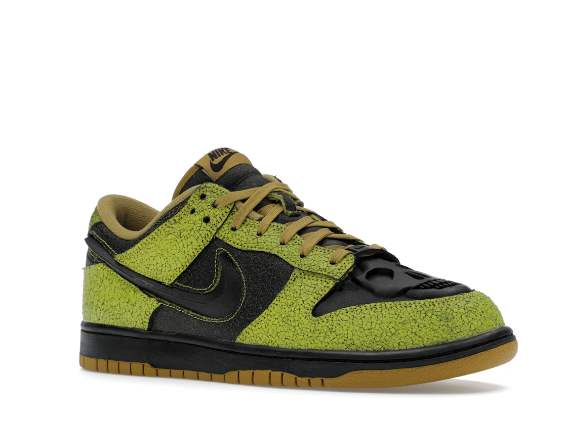 Nike Dunk Low Retro QS Halloween Skull