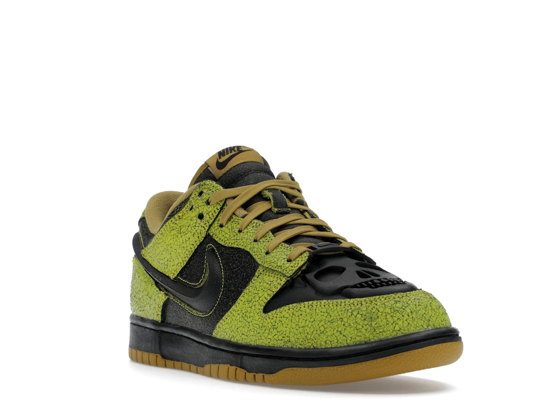 Nike Dunk Low Retro QS Halloween Skull