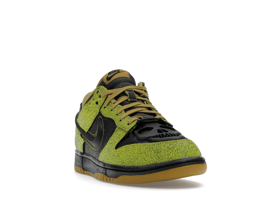 Nike Dunk Low Retro QS Halloween Skull